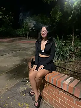 Petite Artemis online show from 18, 4, 2026