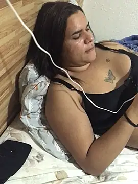 Snapshot of Gabrielaparaiso chatting on 7, 5, 2026 Gabrielaparaiso online show from 7, 5, 2026