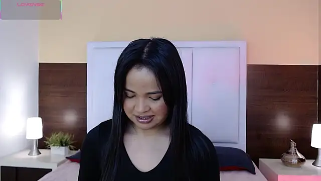 Catalinaa01 online show from 25, 3, 2026