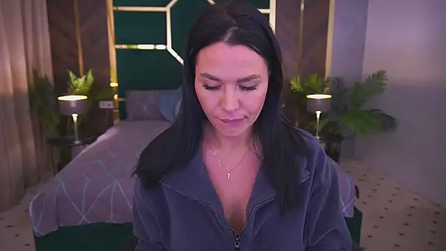 Casey Min online show from 25, 3, 2026