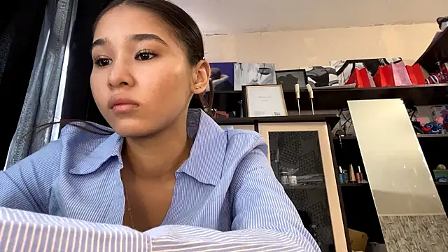 CatherineForbes online show from 15, 4, 2026