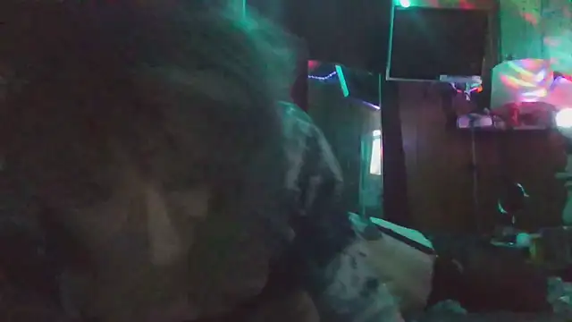 Snapshot of whitestallion529 chatting on 10, 4, 2026 whitestallion529 online show from 10, 4, 2026