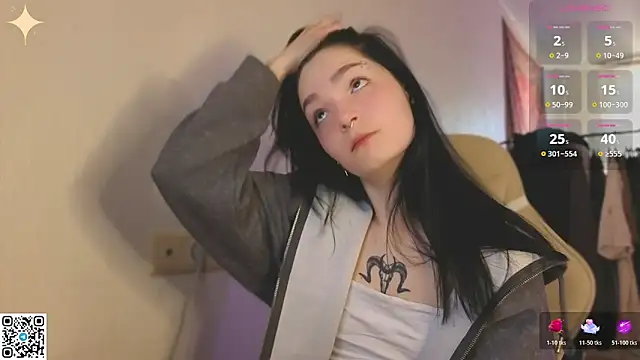 Snapshot of Luna_Moon13 chatting on 26, 4, 2026 Luna Moon13 online show from 26, 4, 2026