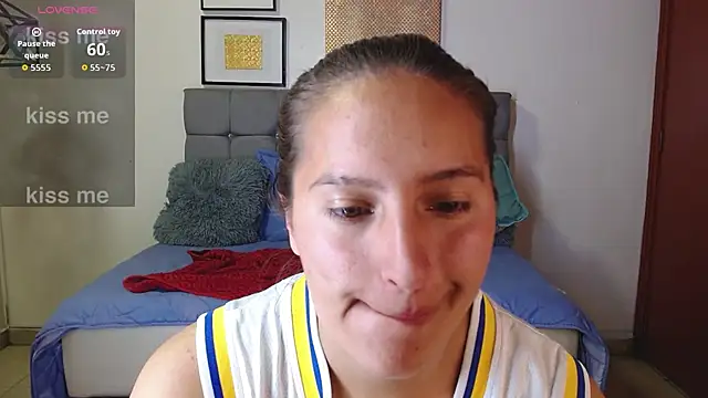 Sharon makelove online show from 11, 4, 2026