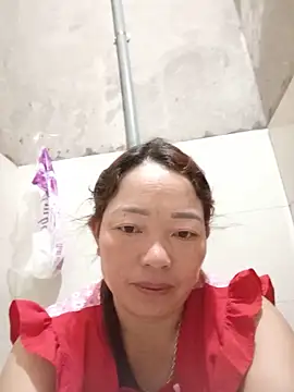 Snapshot of Yellow-pink chatting on 4, 6, 2026 Yellow-pink online show from 4, 6, 2026