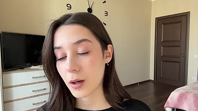 AdeleVelvet online show from 21, 3, 2026