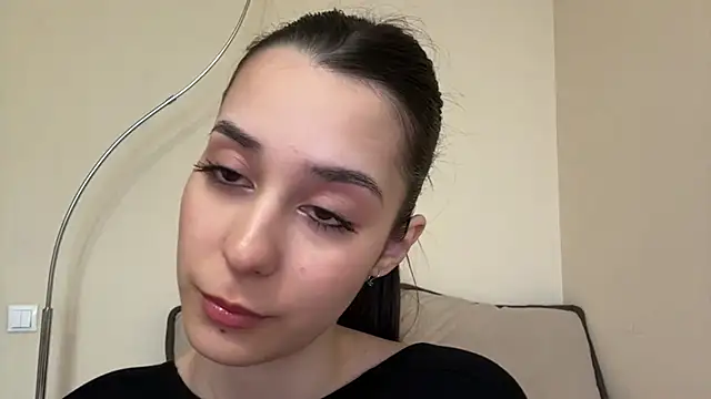 AdeleVelvet online show from 3, 4, 2026