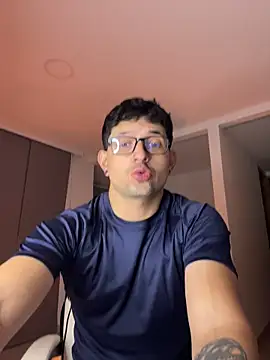 TroyeSavage online show from 29, 5, 2026