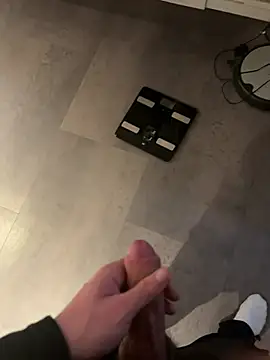 Julien3484 online show from 9, 3, 2026