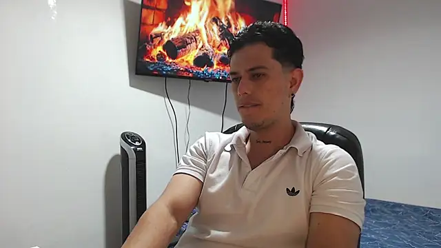 JUAN CAMILOXXX online show from 15, 4, 2026