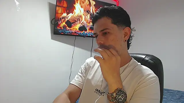 JUAN CAMILOXXX online show from 16, 4, 2026