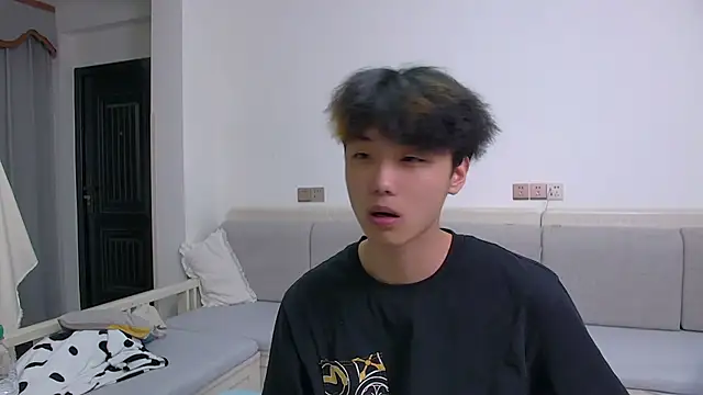 icecream-002 online show from 16, 3, 2026