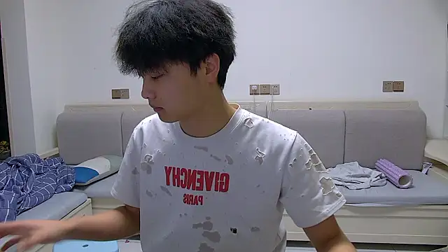 icecream-002 online show from 22, 3, 2026