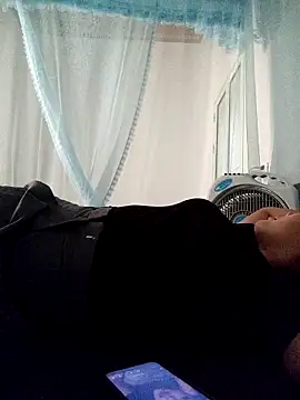 Sweet-cum425 online show from 13, 4, 2026