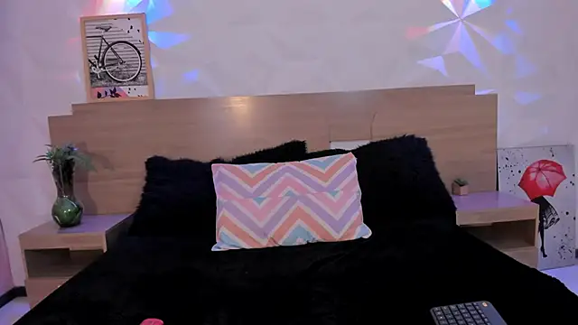 KittyVelve online show from 21, 4, 2026