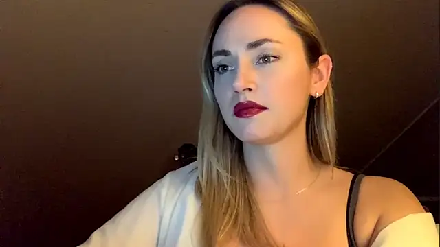 ScarlettSensitive online show from 24, 3, 2026