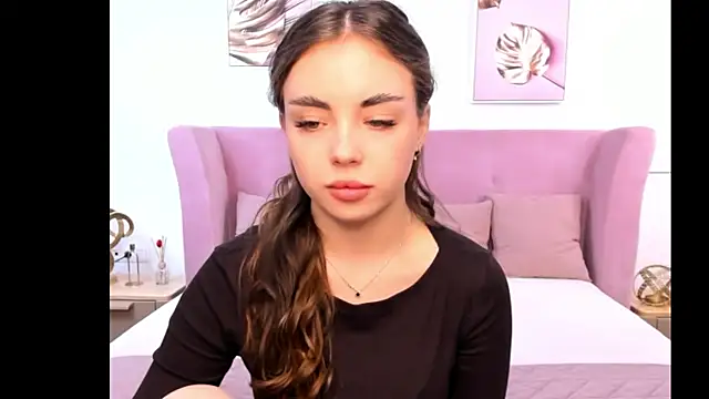 MyEvelin online show from 14, 4, 2026