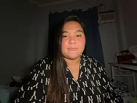 chubby hotladyjes online show from 6, 5, 2026