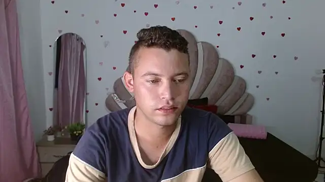 Snapshot of sven_fox723 chatting on 14, 5, 2026 sven fox723 online show from 14, 5, 2026