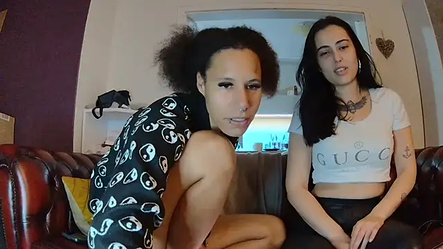 HighEndHotties online show from 13, 3, 2026