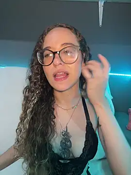 Snapshot of Anamyst chatting on 15, 5, 2026 Anamyst online show from 15, 5, 2026