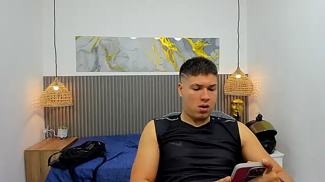 Snapshot of AlessandroFranco chatting on 7, 7, 2026 AlessandroFranco online show from 7, 7, 2026