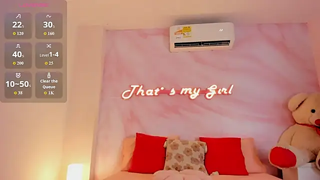 Adalyn Cute online show from 16, 7, 2026