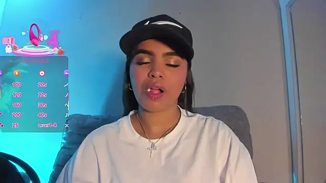 ZoeyMonroe  online show from 30, 6, 2026