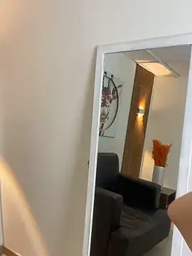 Queen Chanel XXX online show from 24, 4, 2026