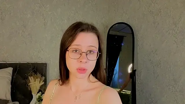 Snapshot of Aurora_Temptia chatting on 9, 5, 2026 Aurora Temptia online show from 9, 5, 2026