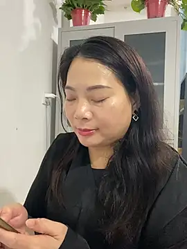 Snapshot of yu19988 chatting on 8, 4, 2026 yu19988 online show from 8, 4, 2026