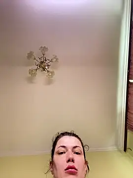 Snapshot of Cutee_Erika chatting on 7, 6, 2026 Cutee Erika online show from 7, 6, 2026