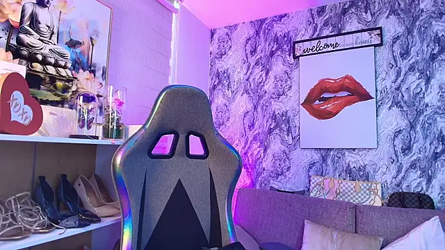 Snapshot of Katalina_Alvarezz chatting on 14, 5, 2026 Katalina Alvarezz online show from 14, 5, 2026