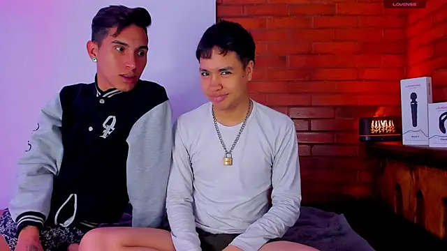 Lee Colee online show from 5, 4, 2026