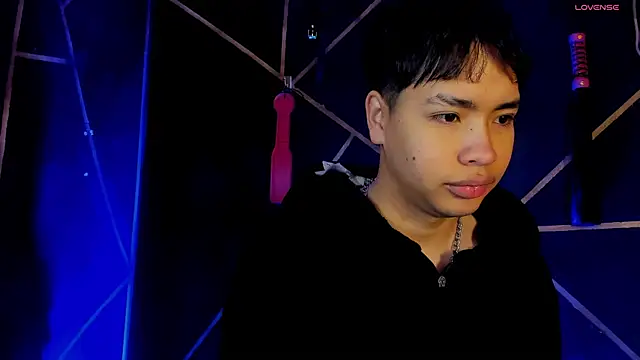 Snapshot of Lee_Colee chatting on 6, 5, 2026 Lee Colee online show from 6, 5, 2026