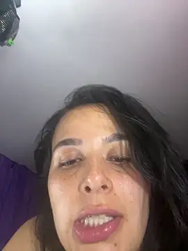 leila moretti online show from 25, 4, 2026