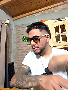 Snapshot of Omar90sala chatting on 14, 7, 2026 Omar90sala online show from 14, 7, 2026