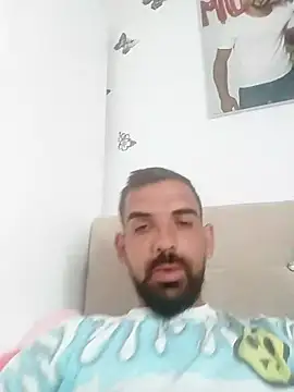 Snapshot of luys23 chatting on 16, 4, 2026 luys23 online show from 16, 4, 2026