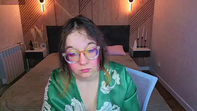 Snapshot of Aleks-caster chatting on 6, 5, 2026 Aleks-caster online show from 6, 5, 2026