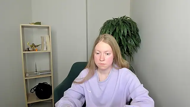 LashandaDevoto online show from 15, 3, 2026