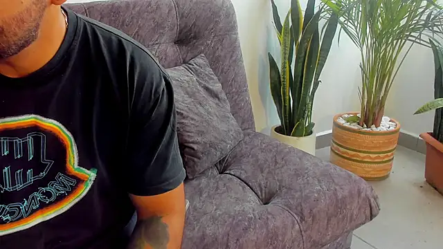 Ethan Ryder  online show from 13, 3, 2026