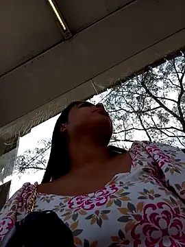 gatinha20257 online show from 25, 5, 2026