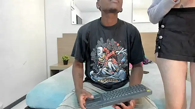 Ebony N Blonde online show from 2, 5, 2026