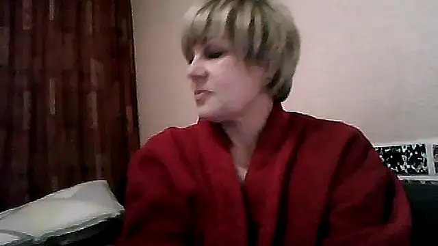 Snapshot of TatkaYang chatting on 12, 5, 2026 TatkaYang online show from 12, 5, 2026