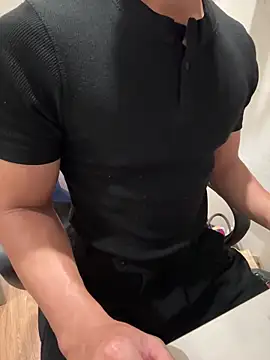 ZhangQing95 online show from 13, 3, 2026