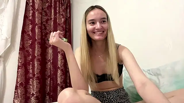 ReathaKiss online show from 20, 4, 2026