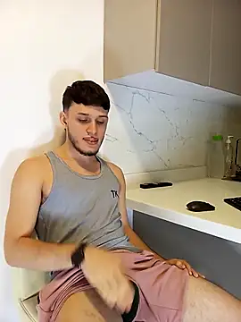 Snapshot of TommyYoung77 chatting on 15, 3, 2026 TommyYoung77 online show from 15, 3, 2026