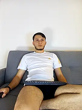 Snapshot of TommyYoung77 chatting on 21, 3, 2026 TommyYoung77 online show from 21, 3, 2026