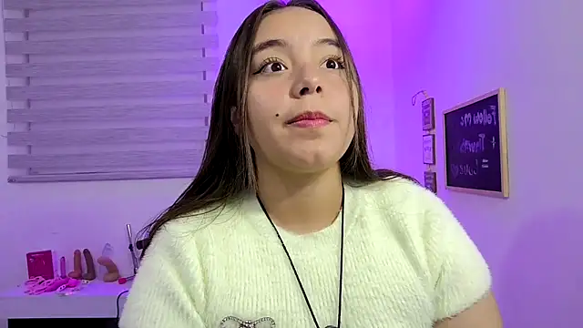 Snapshot of cherry_valeria chatting on 29, 5, 2026 cherry valeria online show from 29, 5, 2026