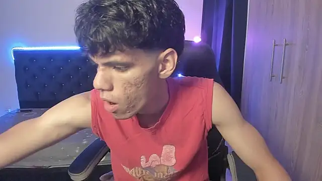 Josy 11 online show from 11, 4, 2026